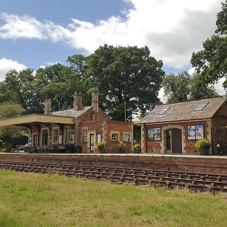 Вилла Rowden Mill Station Бромярд Экстерьер фото